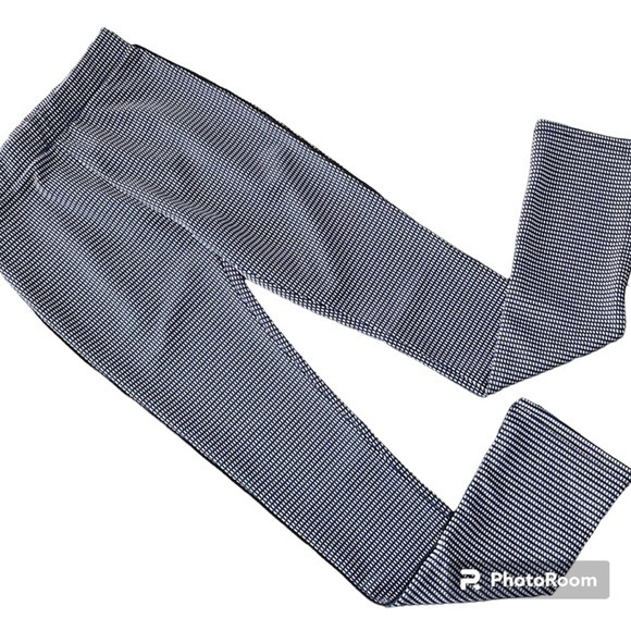 Zara fancy leggings🆕 - Picture 1 of 10